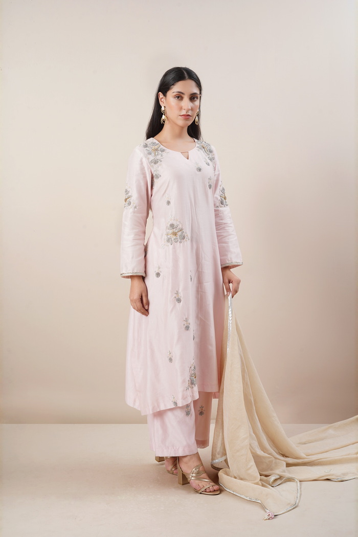 Baby pink chanderi kurta set