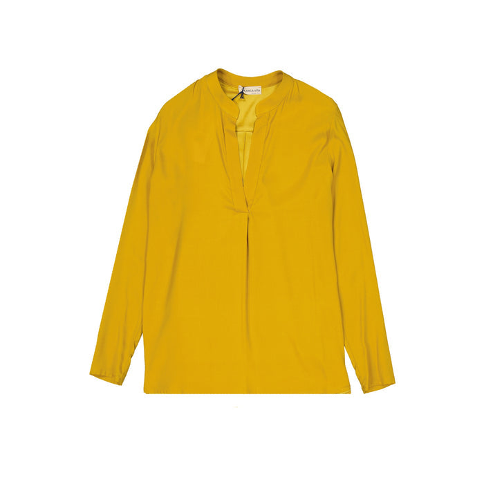 Blanca Vita V-Neck Shirt