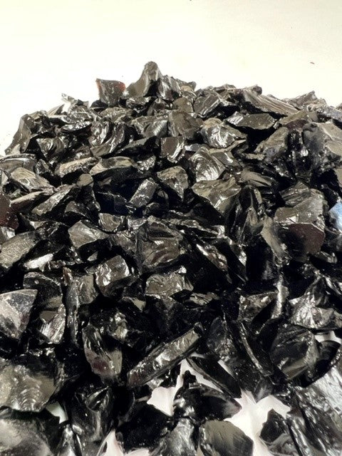Jet black glass chippings