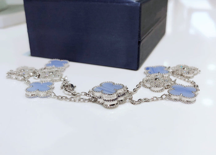 [MIRA]CLOVER 10 MOTIFS CHALCEDONY DIAMONDS SILVER NECKLACE