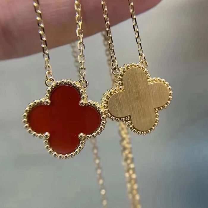 [MIRA]CLOVER 15MM CARNELIAN SINGLE FLOWER NECKLACE