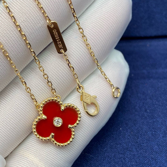 [MIRA]CLOVER 15MM DIAMOND CARNELIAN NECKLACE
