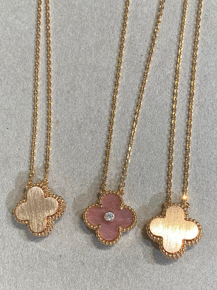 [MIRA]CLOVER 15MM DIAMOND RHODONITE NECKLACE