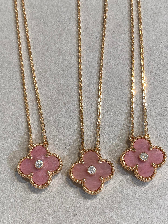 [MIRA]CLOVER 15MM DIAMOND RHODONITE NECKLACE