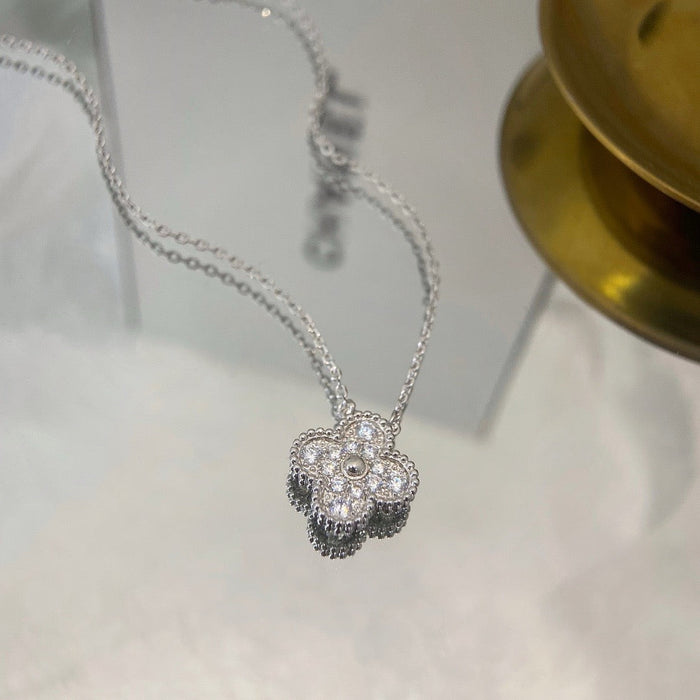 [MIRA]CLOVER 15MM DIAMOND SINGLE FLOWER NECKLACE