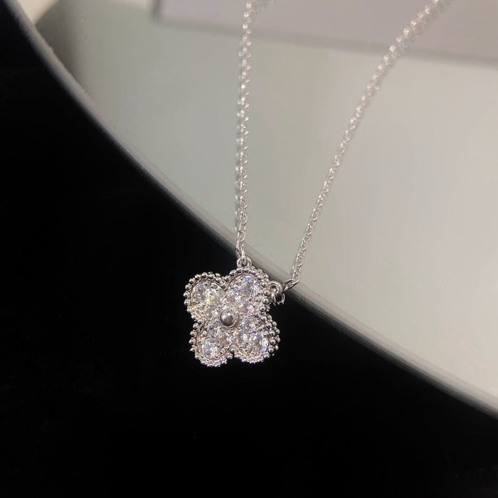 [MIRA]CLOVER 15MM DIAMOND SINGLE FLOWER NECKLACE