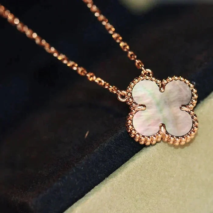 [MIRA]CLOVER 15MM  GRAY MOTHER OF PEARL NECKLACE