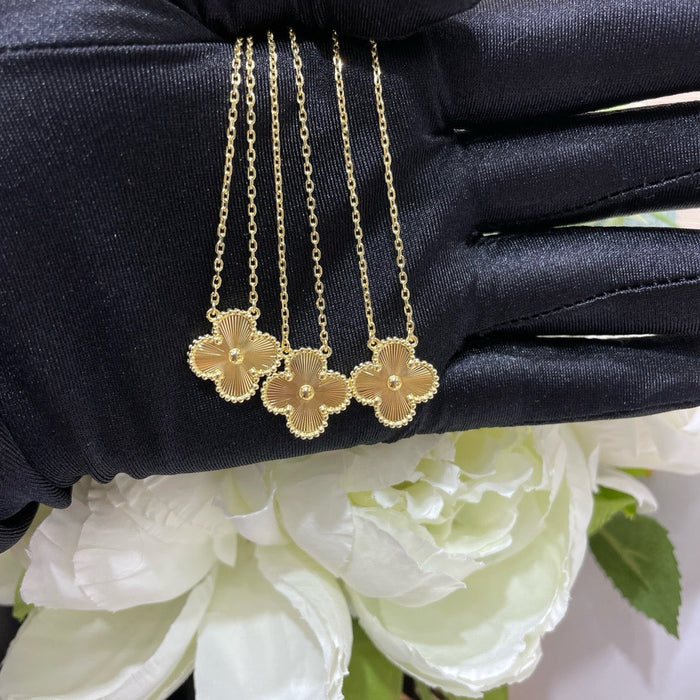 [MIRA]CLOVER 15MM LASER NECKLACE