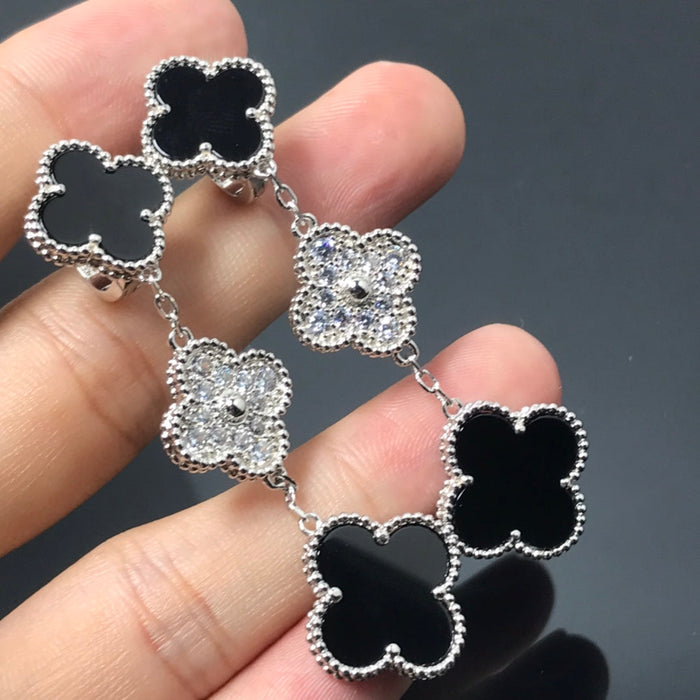 [MIRA]CLOVER 3 MOTIF DIAMOND ONYX SILVER EARRINGS