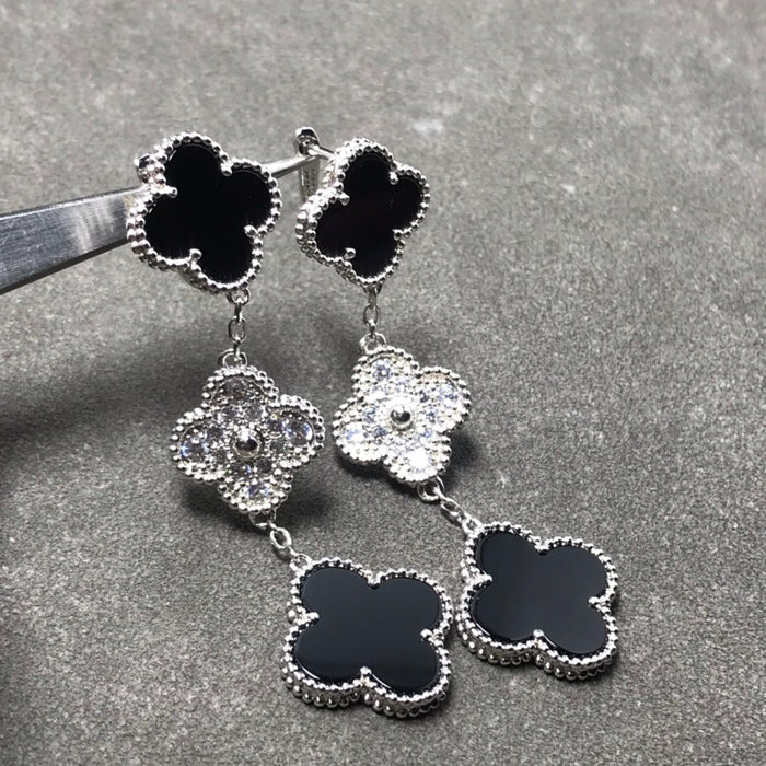[MIRA]CLOVER 3 MOTIF DIAMOND ONYX SILVER EARRINGS