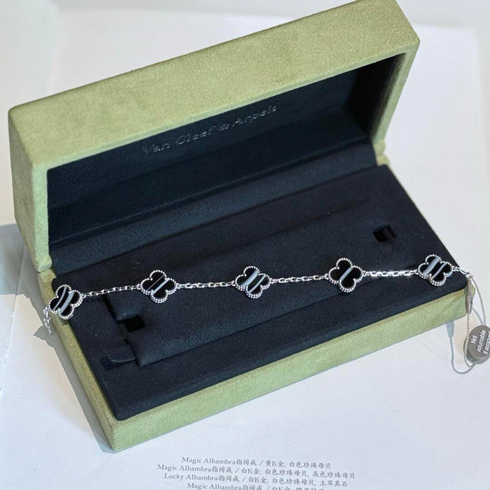 [MIRA]CLOVER 5 MOTIF VEINED ONYX BRACELET SILVER
