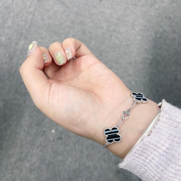 [MIRA]CLOVER 5 MOTIF VEINED ONYX BRACELET SILVER