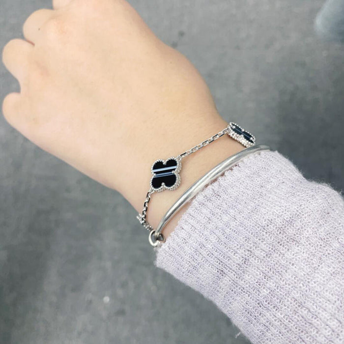 [MIRA]CLOVER 5 MOTIF VEINED ONYX BRACELET SILVER