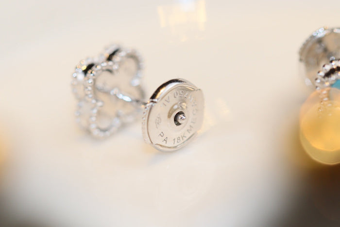 [MIRA]CLOVER MINI TURQUOISE SILVER STUD EARRINGS