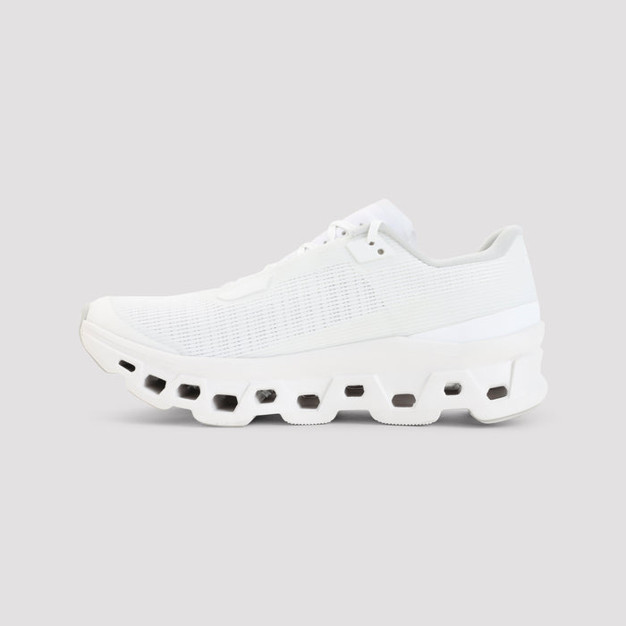 On WOMEN SHOES - White | 84779b18f0546a9cf4e2bfe3a61965aeff27bb30