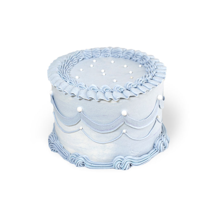 VaVa Designer Cakes Over the Cloud Cake – A Dreamy Touch of Sky and Sweetness