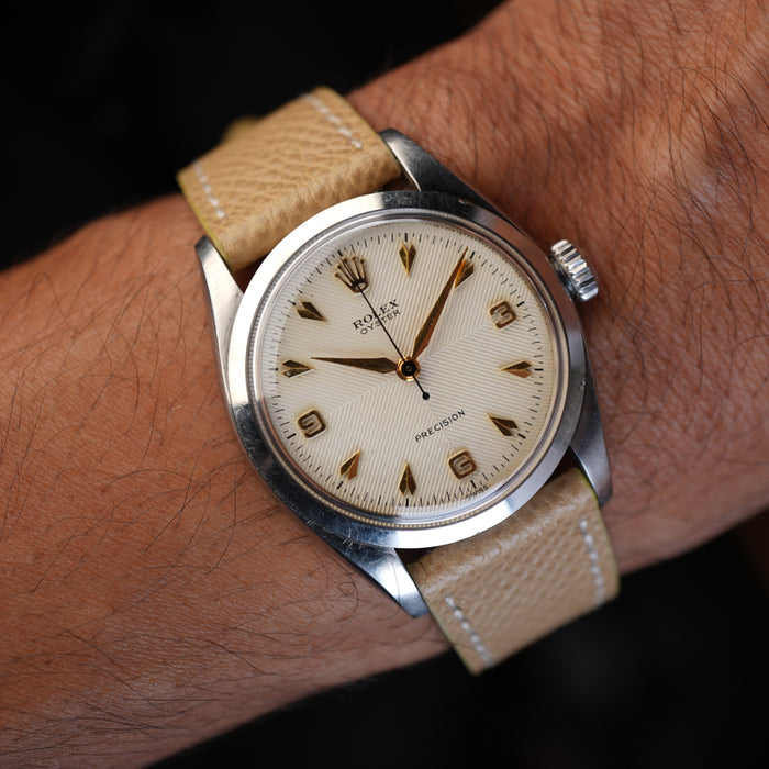 Sand Hammered Calfskin Ecru Stitches Watch strap