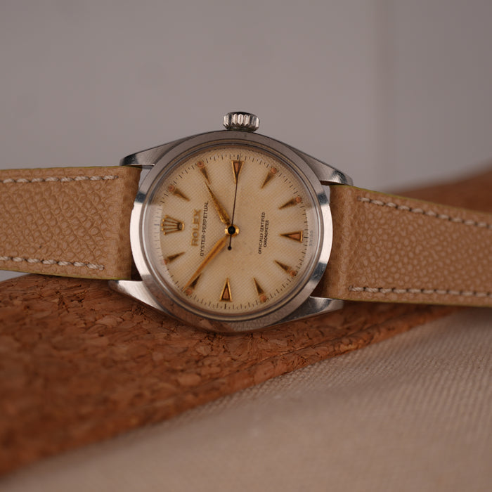 Sand Hammered Calfskin Ecru Stitches Watch strap