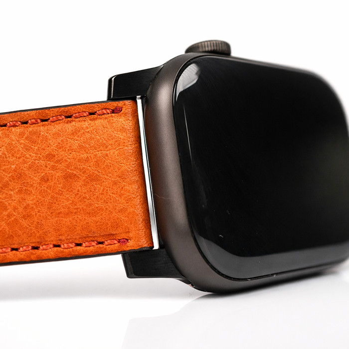Example of matching Apple Watch case size with the correct adapter and strap combination for proper fit