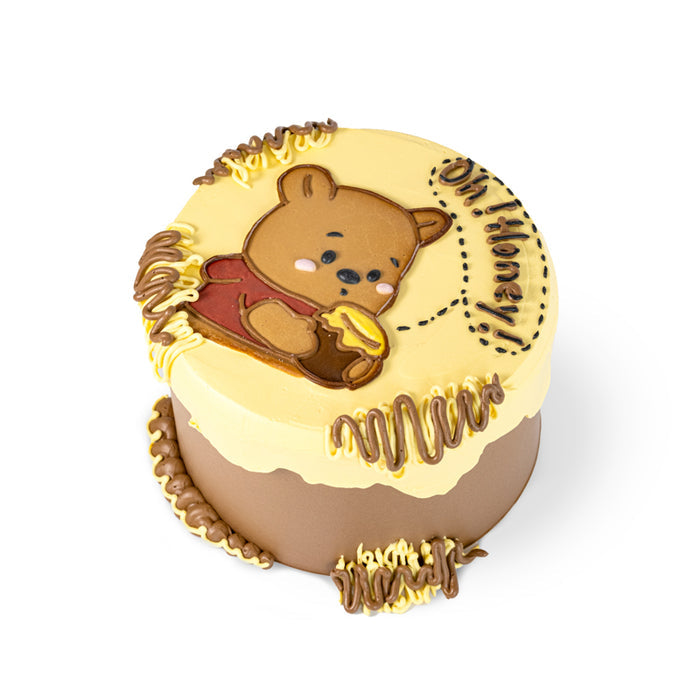 VaVa Designer Cakes Winnie the Pooh Honey Dream Cake – Sweetness Straight from the Hundred Acre Wood